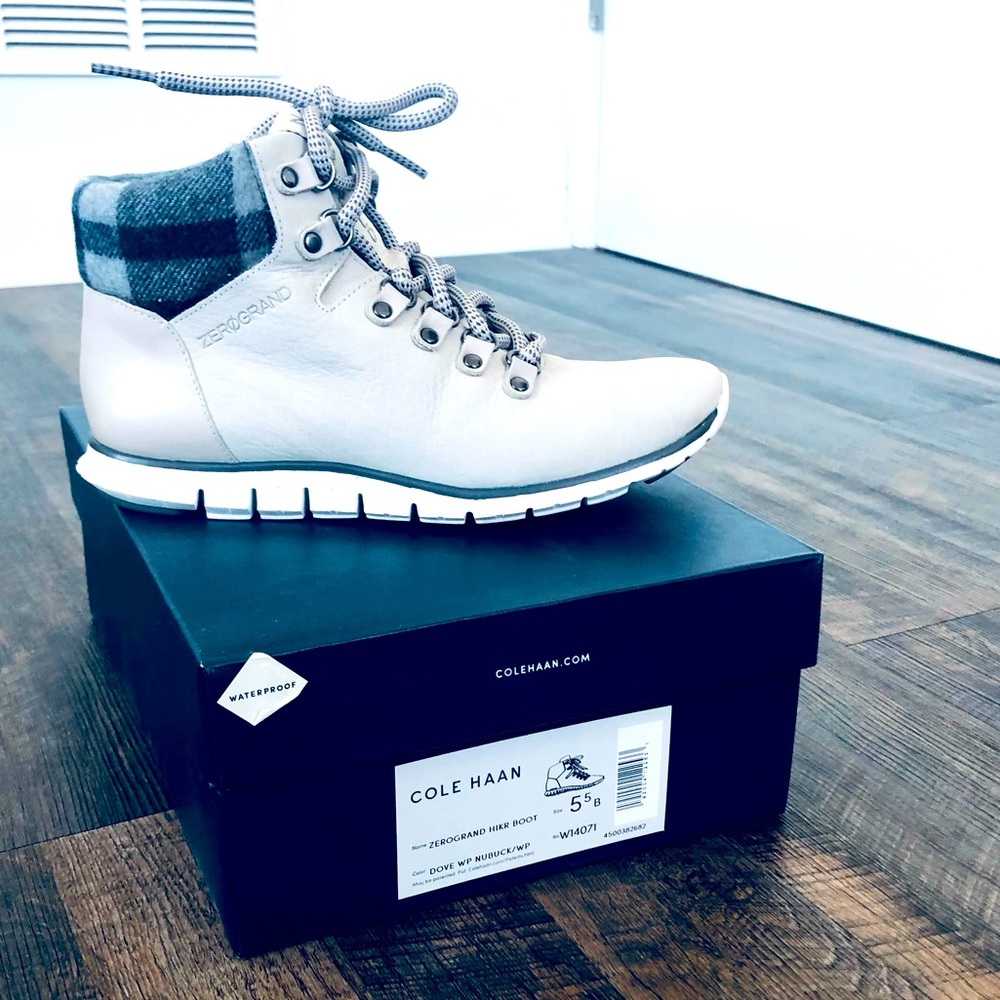 Cole Haan Zerogrand Hiker Boot Sneaker 5.5